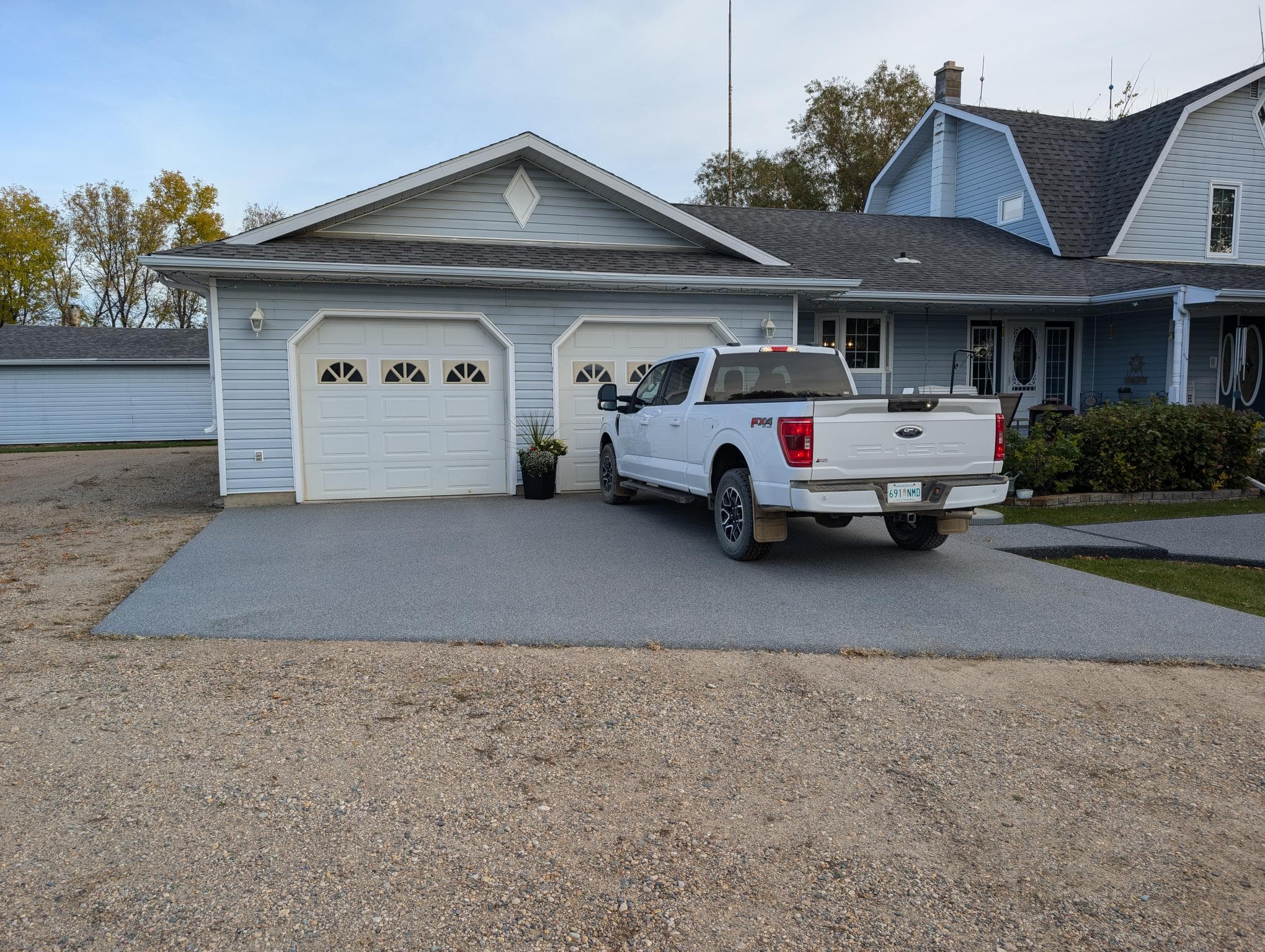 Resin-bound driveway install