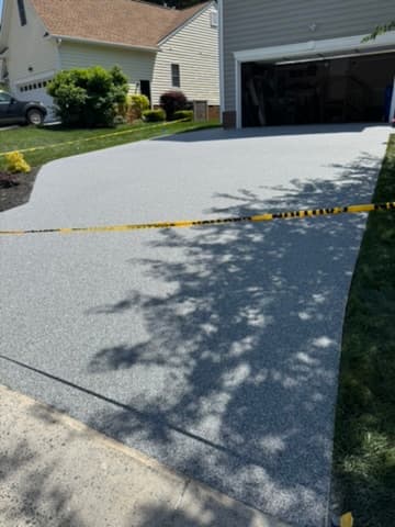 Resin-bound driveway and front entrance curb appeal in Cincinnati